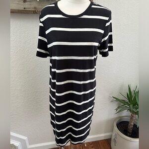 Evereve Sanctuary One and Only‎ Black and White t-shirt Dress Casual Large NWT
